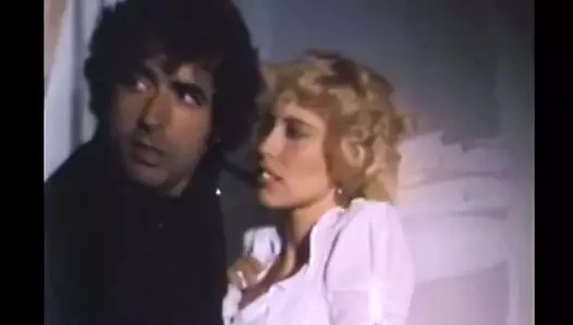 Xxxjox lorelei rand yaz giyinmiş sarışın