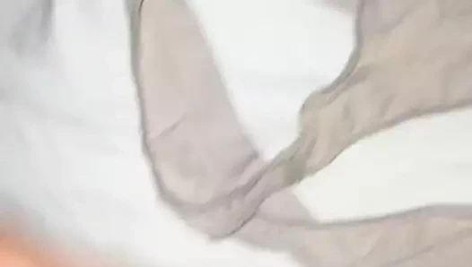 cumming içinde minik tanga