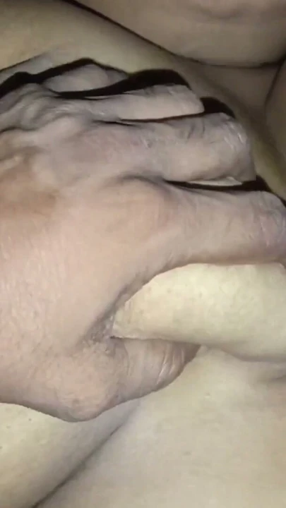 Handjob Bhabhi'nin ellerinde sihir var. | Bölüm 1