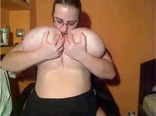 Büyük memeli Rumen bölüm deux