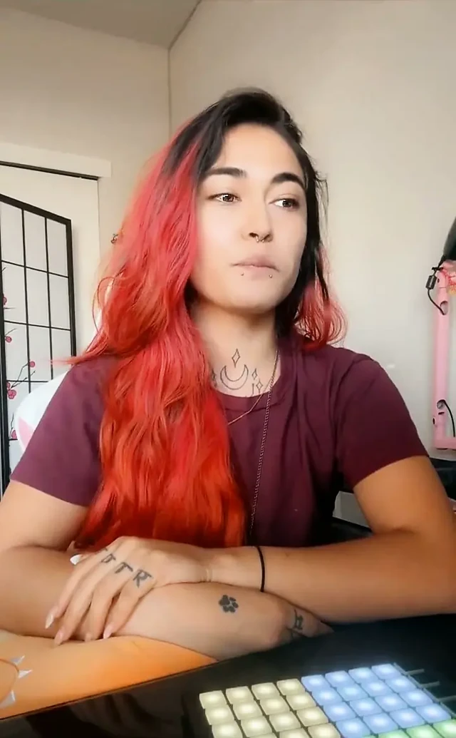 Lil Update Mutlu Leo Sezonu, Adamlarım