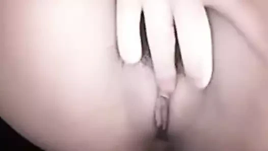 İlk tütsüden sonra ağızdan aşağı sap, göğüsten aşağı