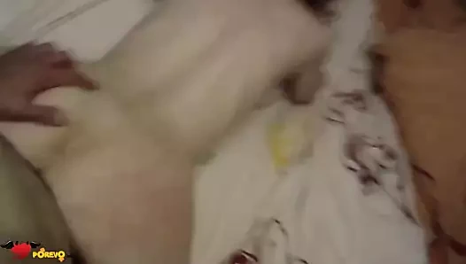 Rus kedi the multi-orgazm kullanırken