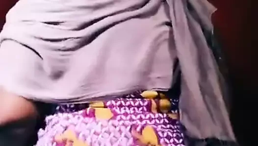 Une bonne milf au gros cul