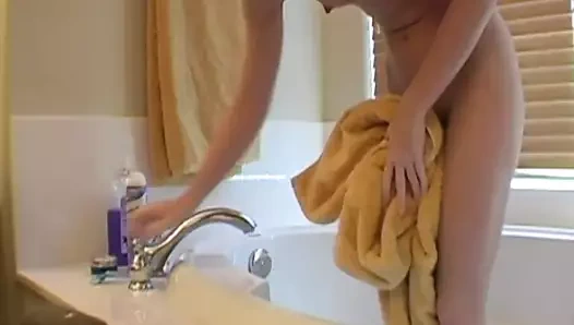 solo bebeğim traş onu bacaklar