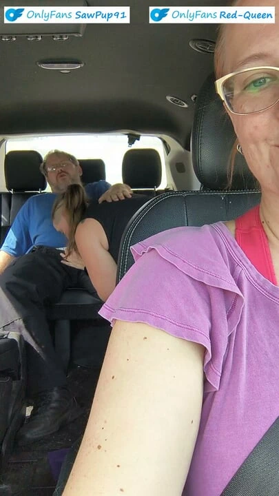 Gavat şoför - kocamı minibüsün arkasında başka bir kızla sikişirken sürüyor