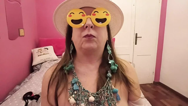 Veronica Rossi Official - Все больше и больше шаловливых и свиньи