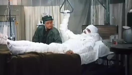 Klasik klasik hemşirelerle sikişiyor