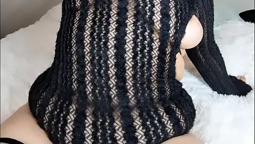Uyluk yüksek çorap giyerken dildomla anal mastürbasyon izlemeyi seven var mı?