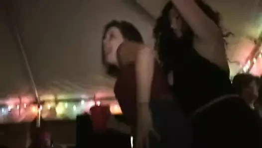 Çük yeme sarışın genç sürmek karma eğitim yapan horoz