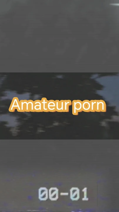 Amatör anne büyük bir yarağa biniyor (retro tarz)