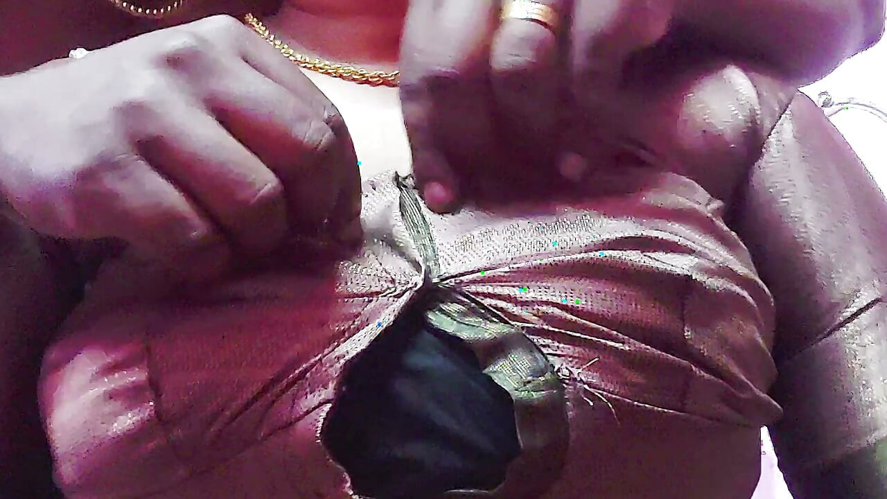 Desi Boy has sex with beautiful stepsister