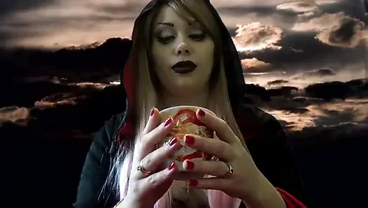Evil Giantess vampir minik vücudunda biraz daha delik açacak