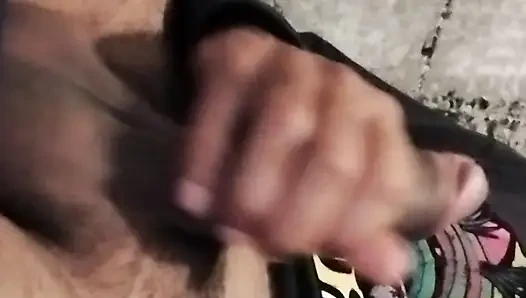 Fark edersen penisimin ucu meni dışarı atıyor
