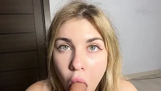 Gözlerimi aç ve sikini ağzıma sok