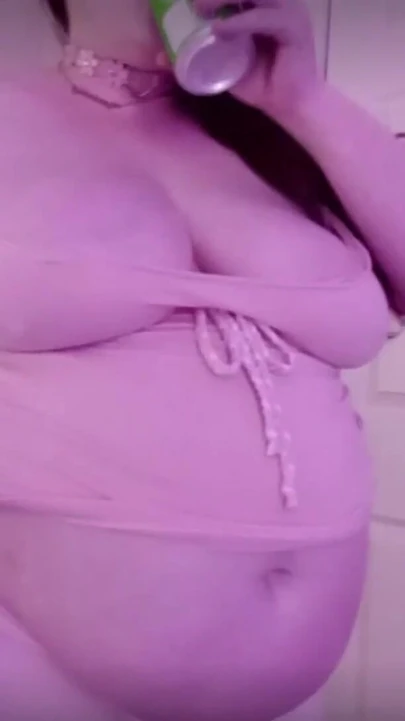 Big Bellied Şişman Besleme | Klip 1