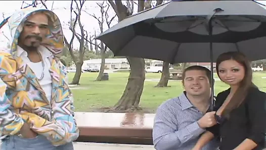 Angel cummings – büyük memeli abanoz azgın bir eş