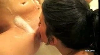 Micah Haley have fun in a bath2