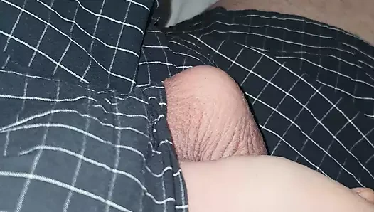 Üvey anne Hintli üvey oğluna büyük yarakla dışarıda çekmelerine yardım ediyor