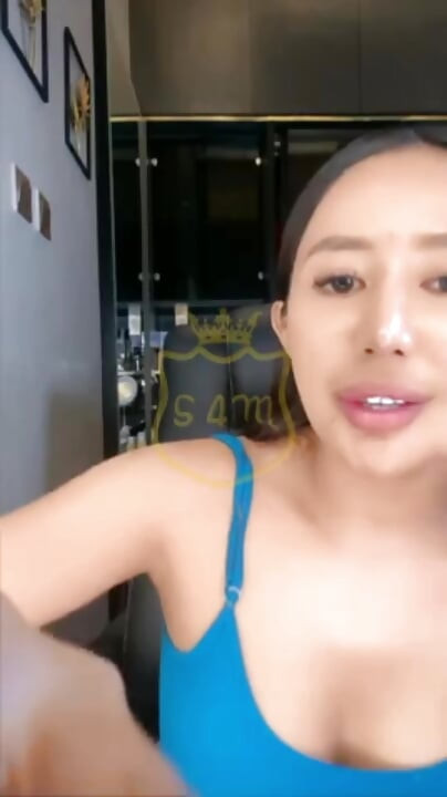 Endonezyalı modellerin sıkı amcığı ve büyük göğüsleri var, ojol tarafından sikilmek istiyor