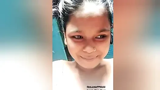 Ateşli yenge devar ile masaj istiyor ve devar onu sikiyor ve tatmin olmuş yenge, tam Hintçe viral video
