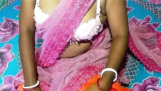 Hintli mamoni yenge romantik ve ateşli seksi bir yarağı sikiyor