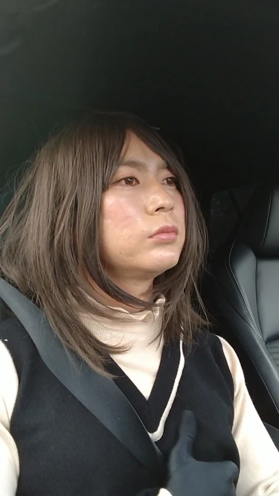 A cross-dressing boy drove by car | Clip 1