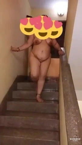 Sürtük teyzem alt katta çıplak çıplak yürümeye cesaret