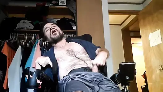 Kevy 69'un seksi tekerlekli sandalyeli adam orgazm derlemesi cilt 1