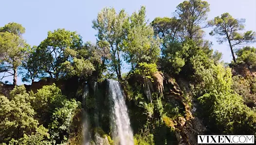 Vixen tatilleri üçlü içindir