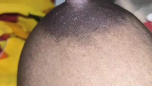 Близость тестя и невестки, тёмное секс-видео, масляный массаж тестя в комнате для грязных разговоров