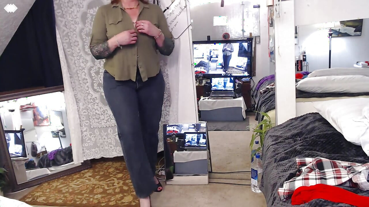 V217 Tight Jeans on Big Juicy Butt with Pretty Underwear Beneath