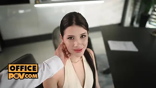 Sophie Weber ile keyifli ve edepsiz bir bekleme