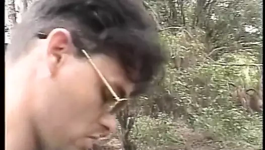 Sıcak eşcinsel damızlık gets onun horoz ve göt yaladı ve becerdin