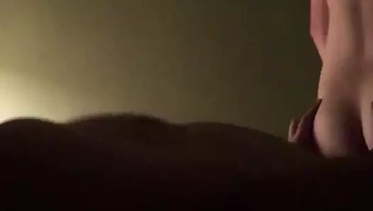 Asya milf cowgirl binmek