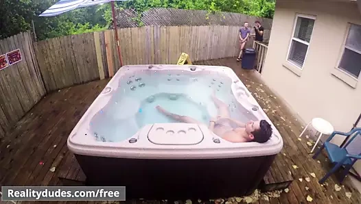 Tim hanes valentino - halka açık 30 moteldeki adamlar - römork