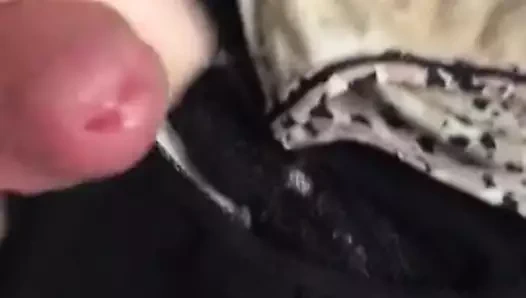 Karısının kirli kirli külot iç çamaşırı üzerinde Cumming