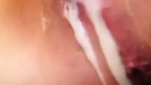 Kremsi amcık (bölüm 1)