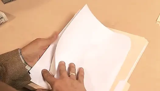 Sınıfta yarak için can atıyor