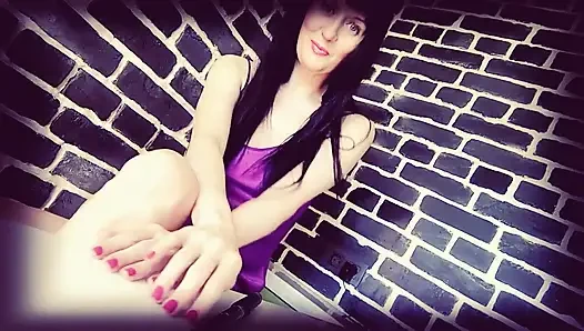 Şık orta yaşlı seksi kadın, şık ayak fetişi, şık boşalma- ginnagg