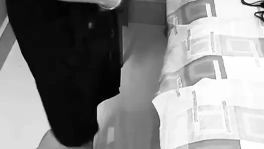 Küçük üvey kız kardeş üvey erkek kardeşi gibi seks oluyor