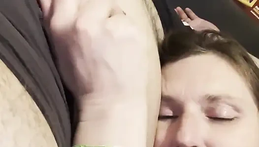 Büyük sarkık göbeğin var mı? Sen benim mutlak mutluluğum olabilirsin! Rüya diyarım senin için sıkıcı olabilir