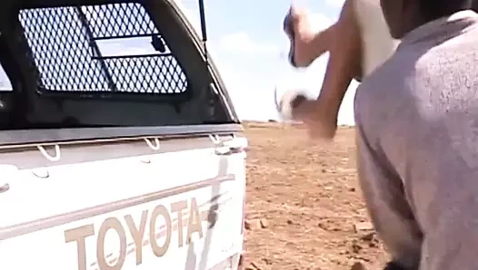 Abanoz hottie berbat ve gets ona kedi gergin