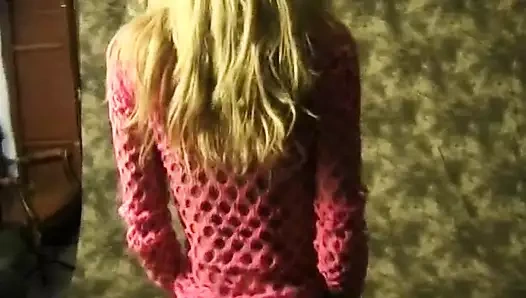 Eva'nın ilk pornosu teşhirci bir sokak fahişesi mastürbasyon yapıyor