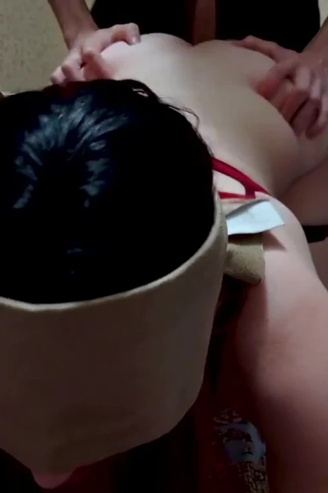 Karıma bir arkadaşım geldi