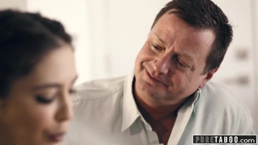 Saf Tabu - Sapık Ebeveynler, Gencin Değiştirildiğini Ortaya Koyuyor