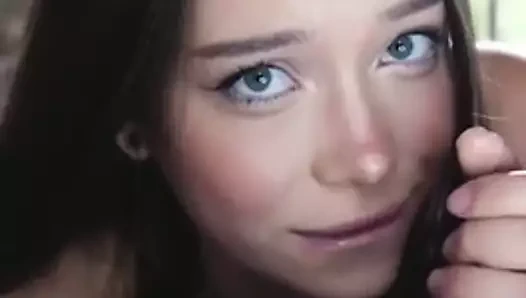 Mimi meni çok seviyor