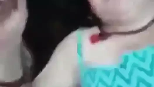 Hint teyze ve onun erkek arkadaşı