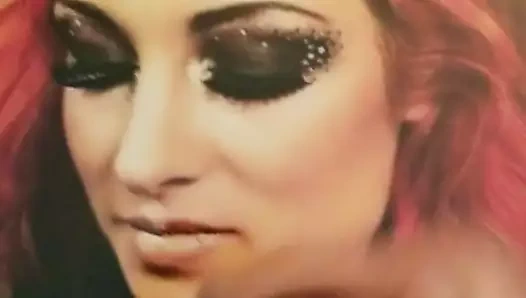 Wwe Becky Lynch boşalıyor