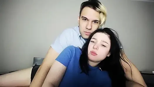 Genç çift web kamerasında